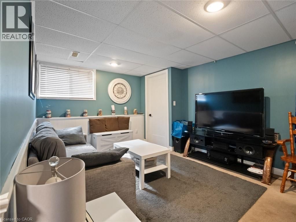 105 CALLA TERRACE Image 33