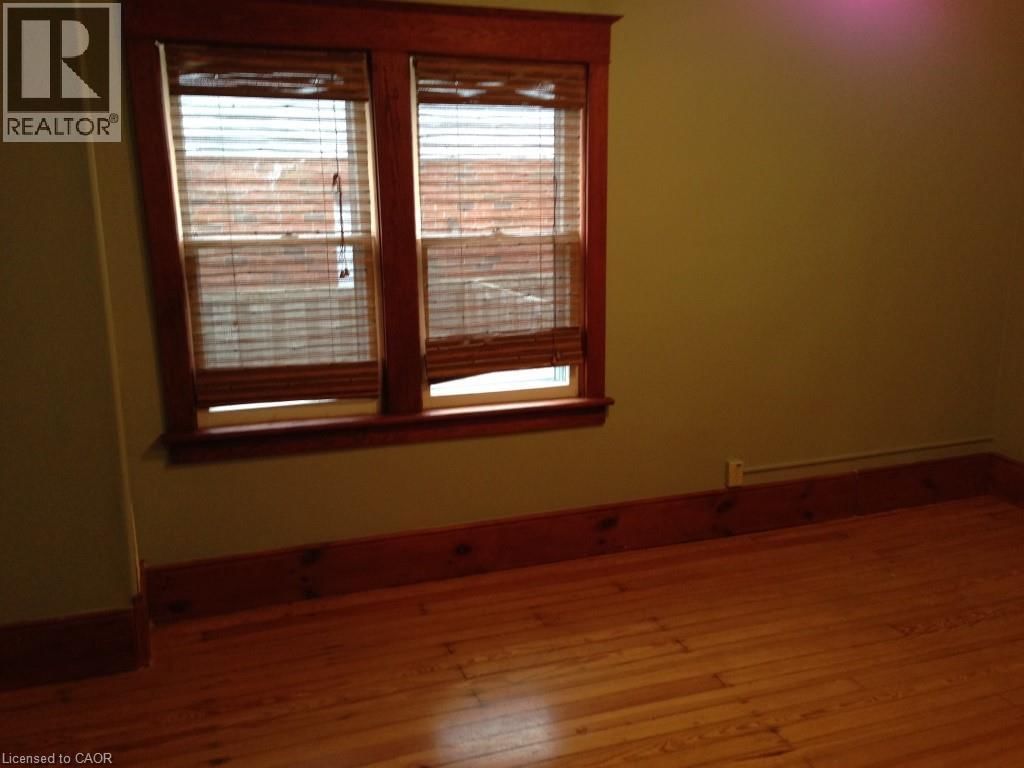 32 ROUSSEAUX STREET Image 6