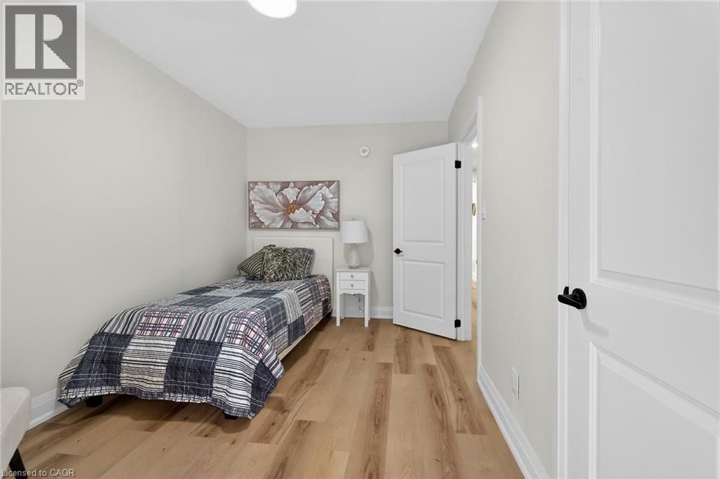 191 EAST 32ND STREET Image 17