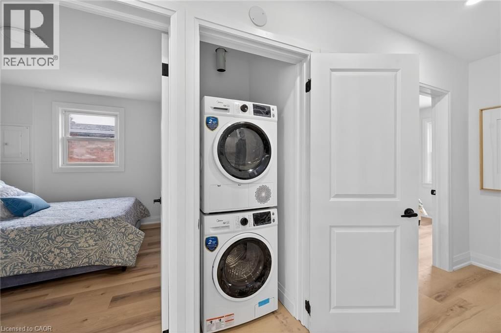 191 EAST 32ND STREET Image 19