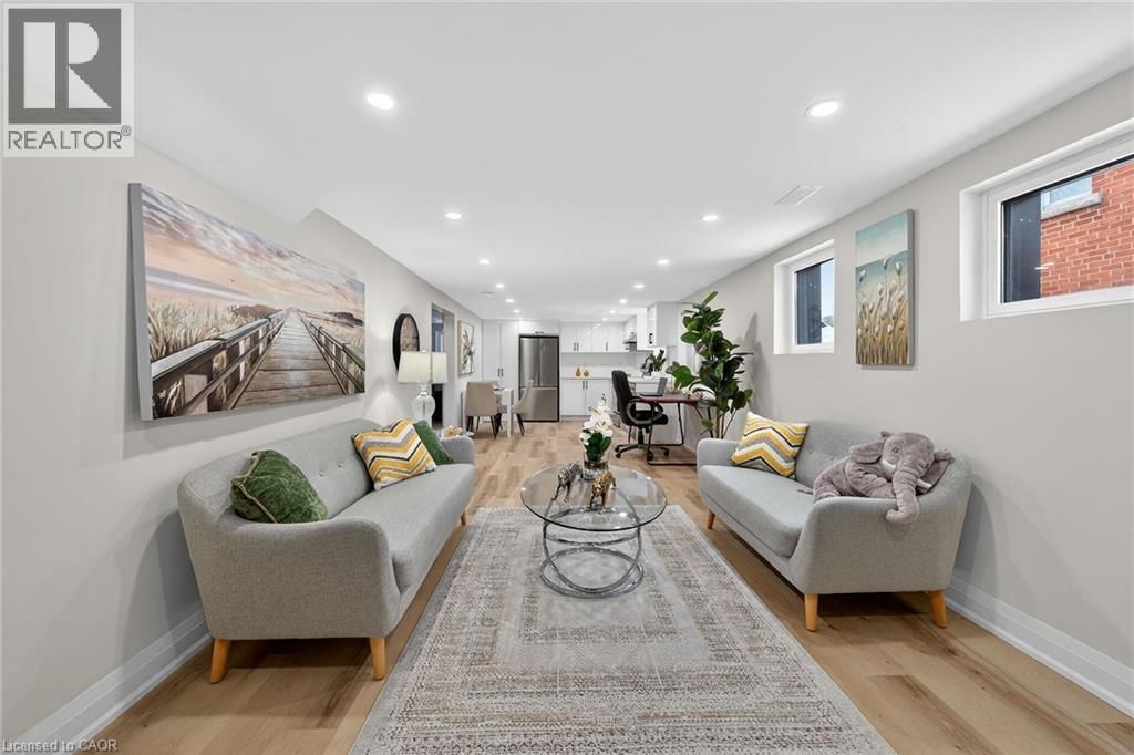 191 EAST 32ND STREET Image 21