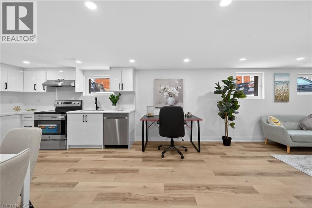 191 EAST 32ND STREET Image 26