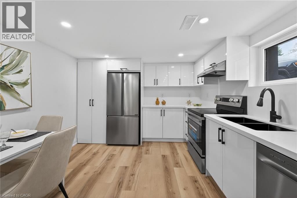 191 EAST 32ND STREET Image 28