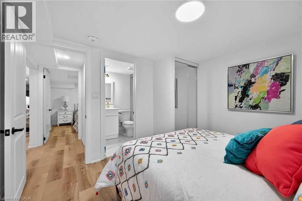 191 EAST 32ND STREET Image 34