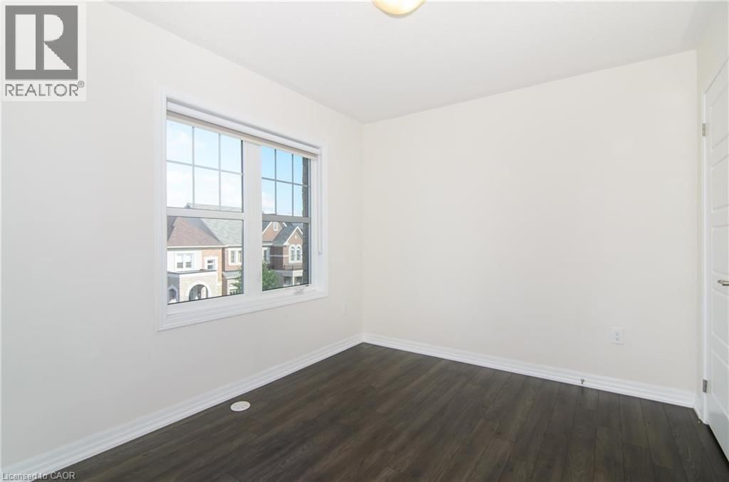 3070 GARDENIA GATE Image 15