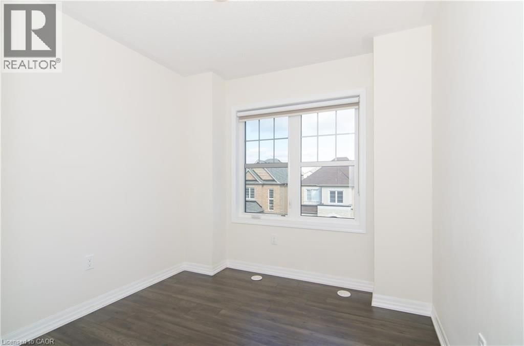 3070 GARDENIA GATE Image 16