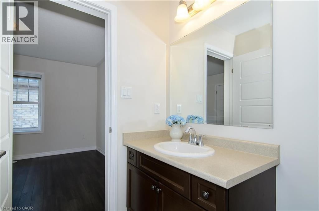 3070 GARDENIA GATE Image 21