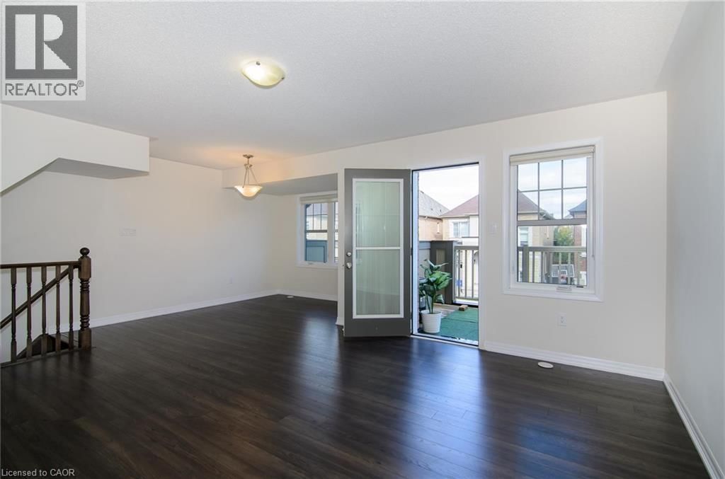 3070 GARDENIA GATE Image 6