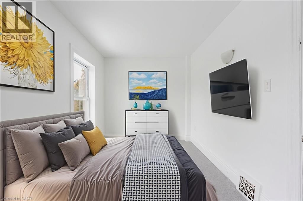 49 MYRTLE AVENUE Image 17