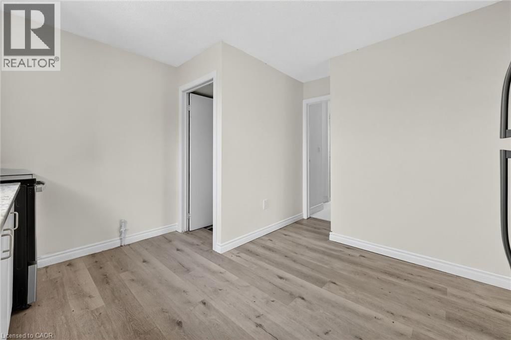 4049 6 HIGHWAY Image 19