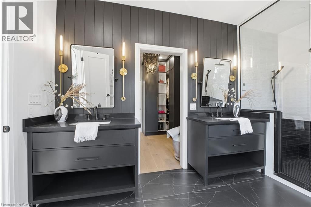 1316 DUNDAS STREET Image 22