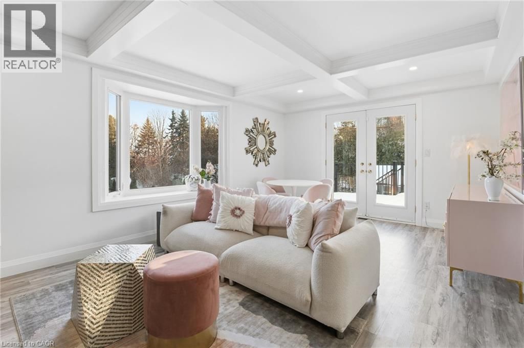 1316 DUNDAS STREET Image 30