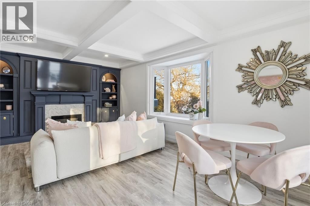 1316 DUNDAS STREET Image 32