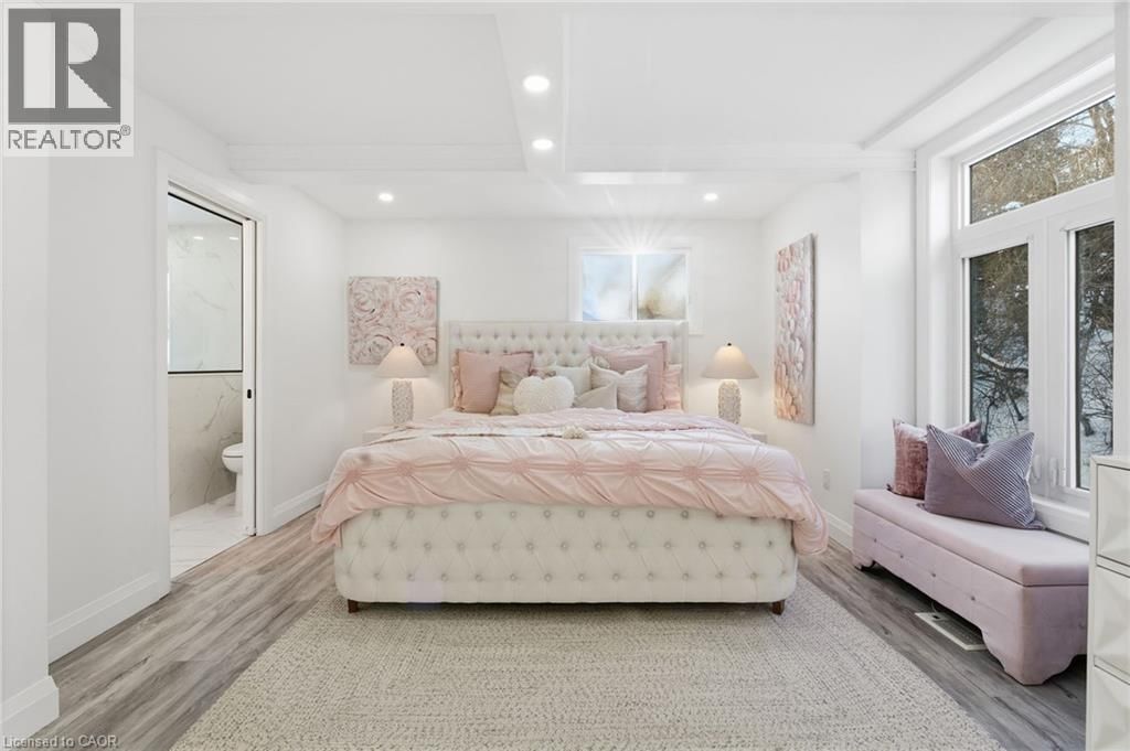 1316 DUNDAS STREET Image 34