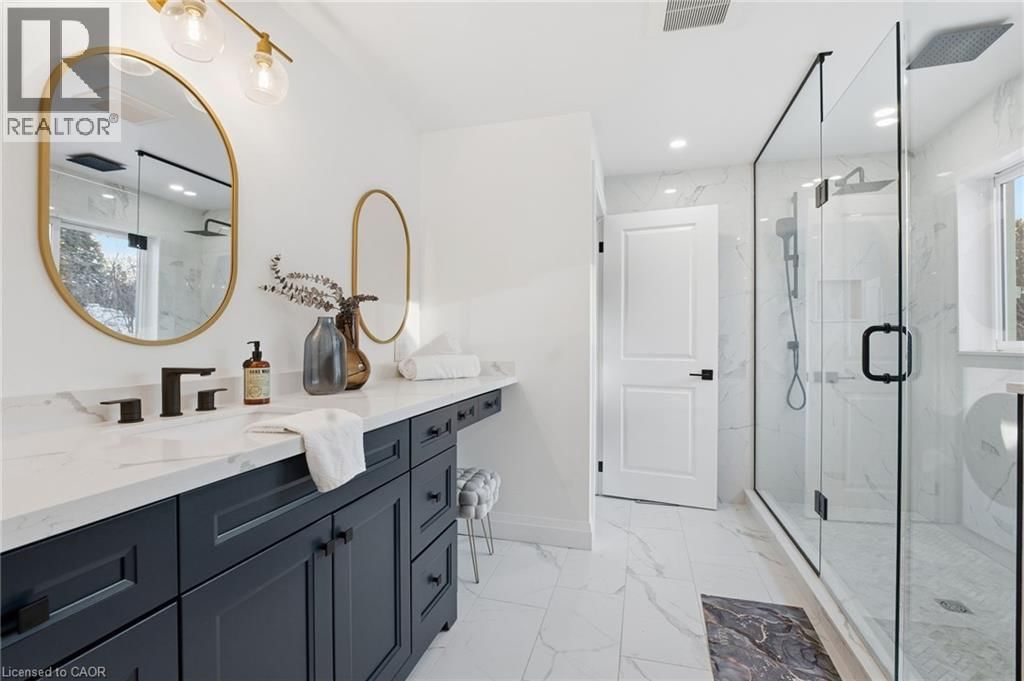 1316 DUNDAS STREET Image 36