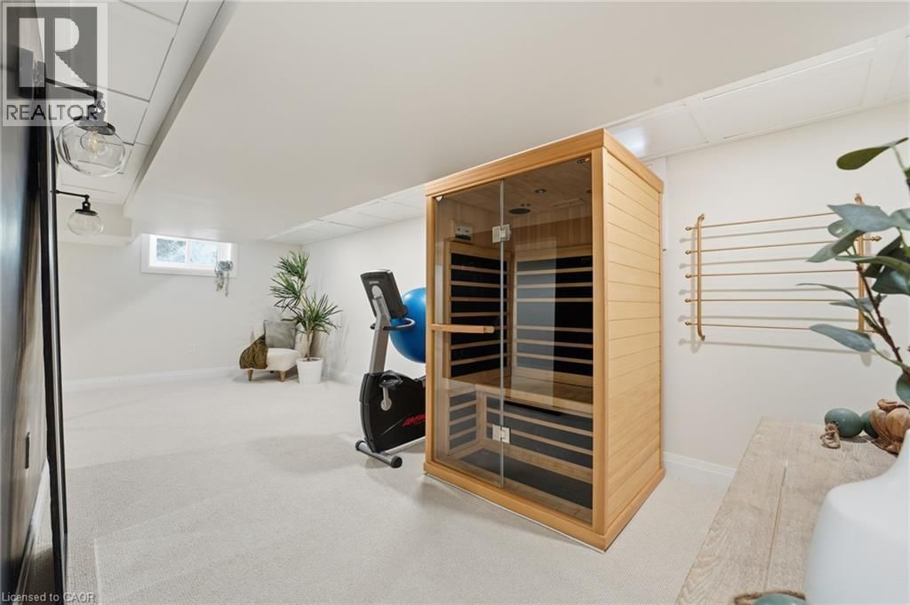 1316 DUNDAS STREET Image 39