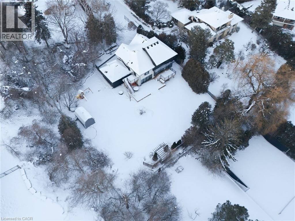 1316 DUNDAS STREET Image 49