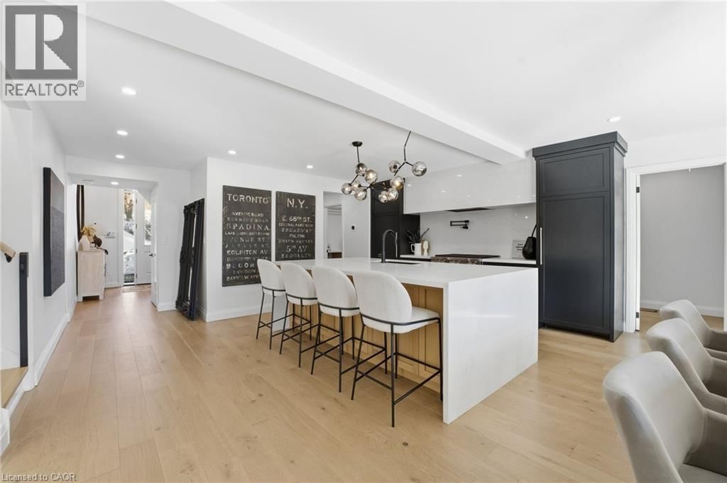 1316 DUNDAS STREET Image 8