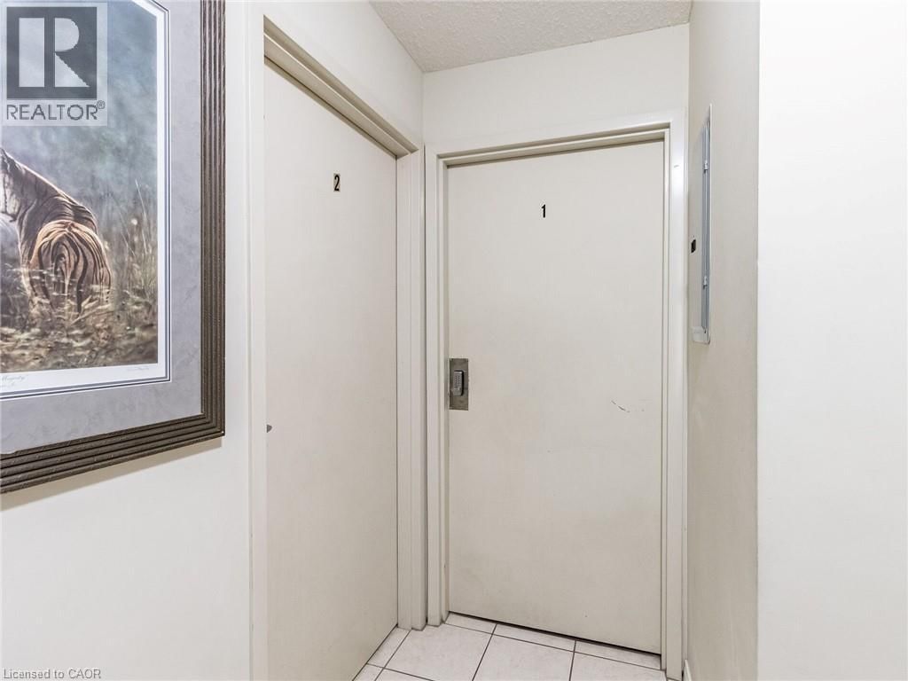 301 - 261 LESTER STREET Image 13