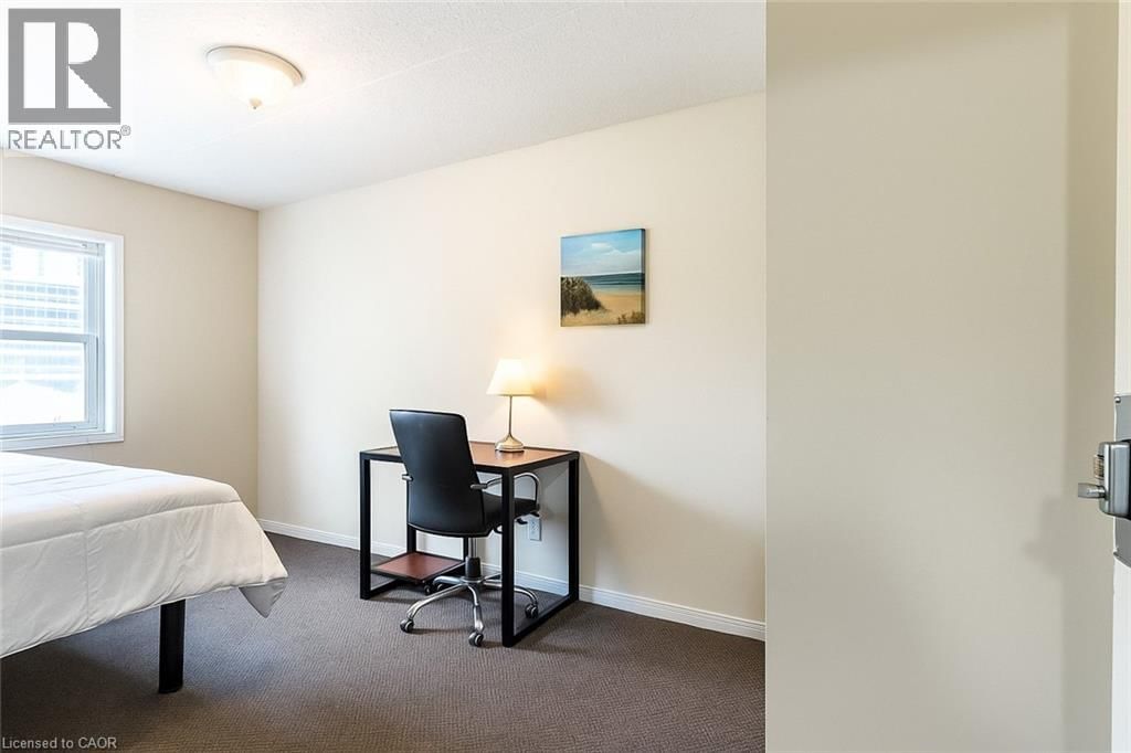 301 - 261 LESTER STREET Image 19