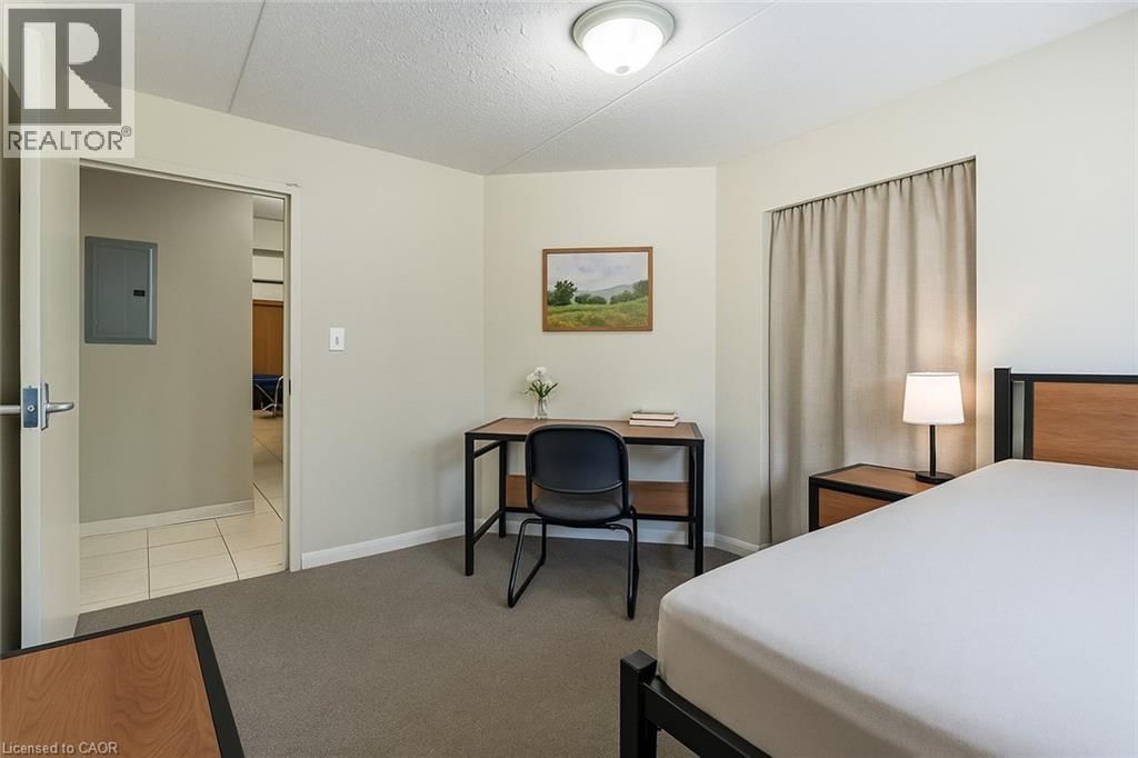 301 - 261 LESTER STREET Image 20