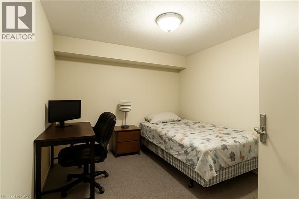 301 - 261 LESTER STREET Image 23