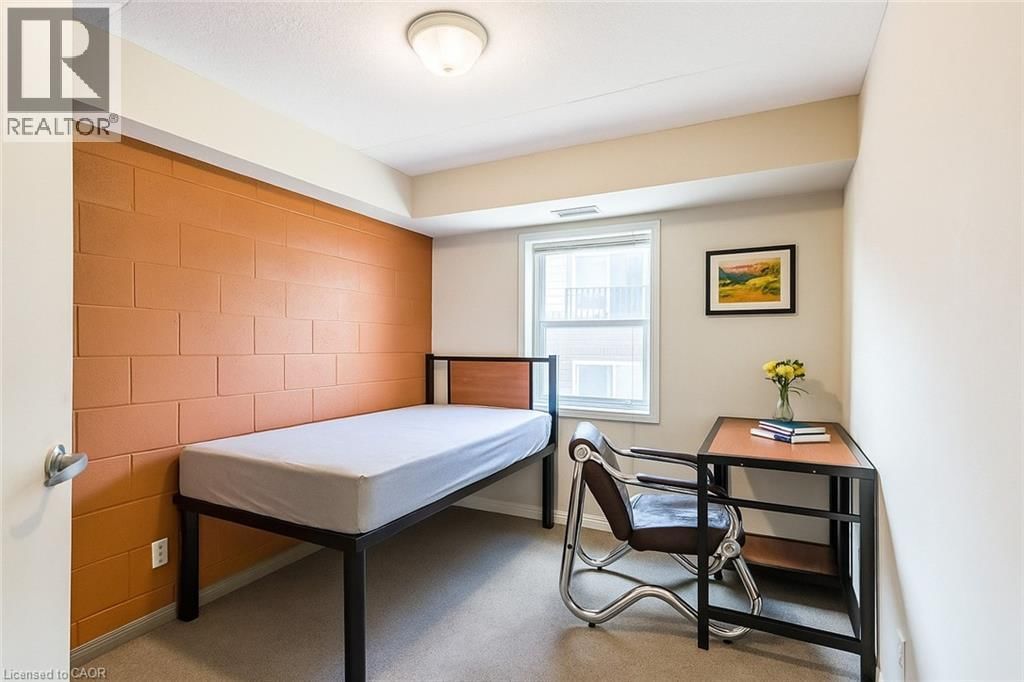 301 - 261 LESTER STREET Image 24