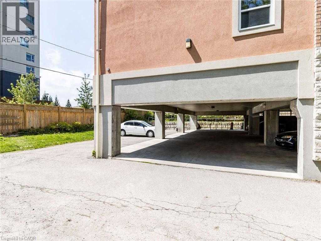 301 - 261 LESTER STREET Image 27