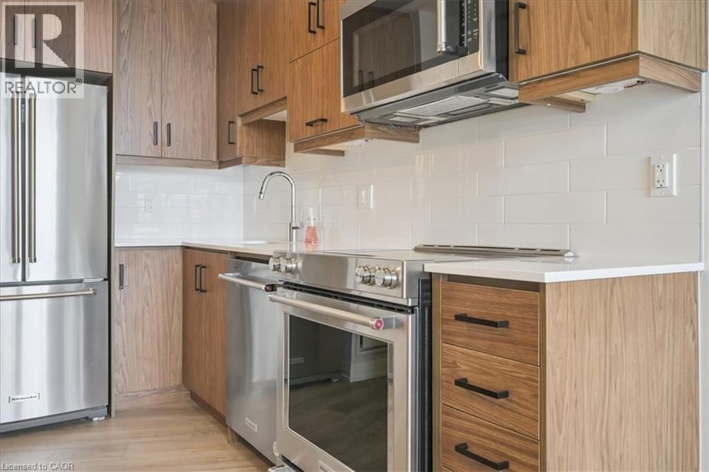 220 - 3006 WILLIAM CUTMORE BOULEVARD Image 13