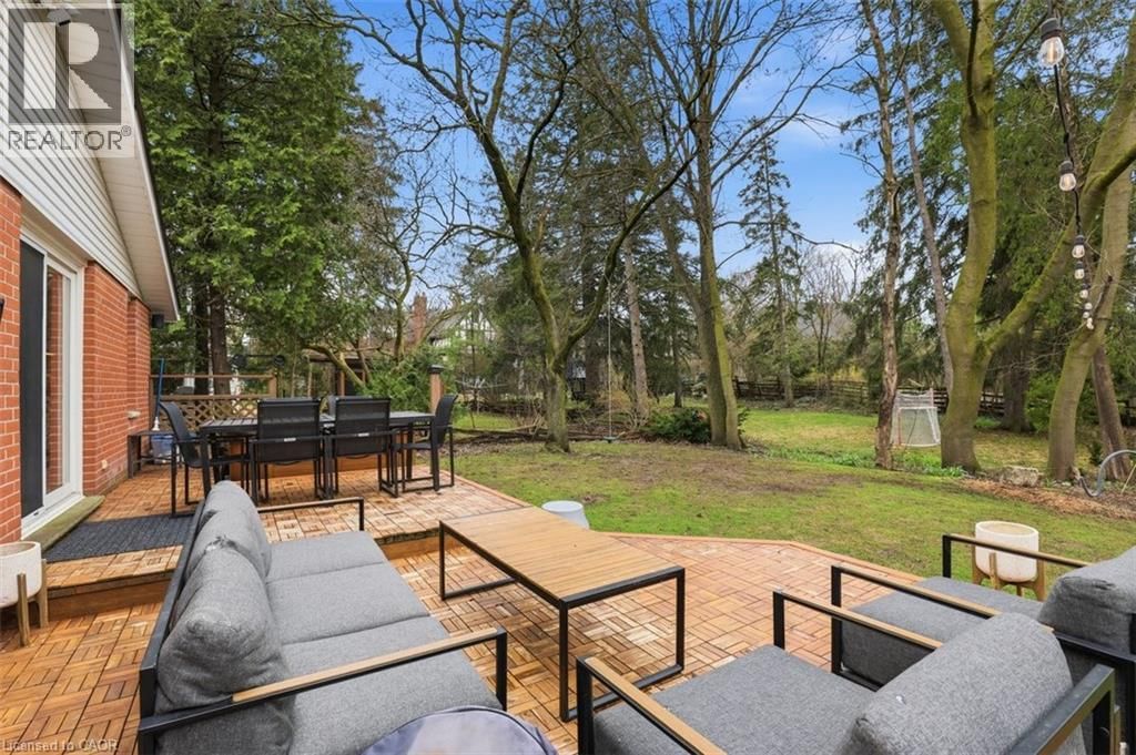 115 ROSLIN AVENUE SOUTH Image 30