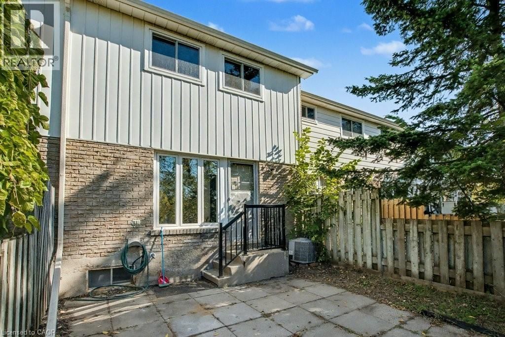 17 - 25 UPPER CANADA DRIVE Image 28