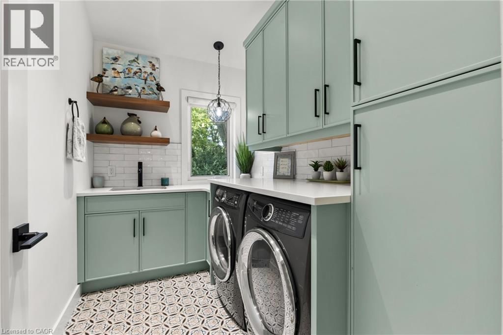 3886 GLENVIEW DRIVE Image 15