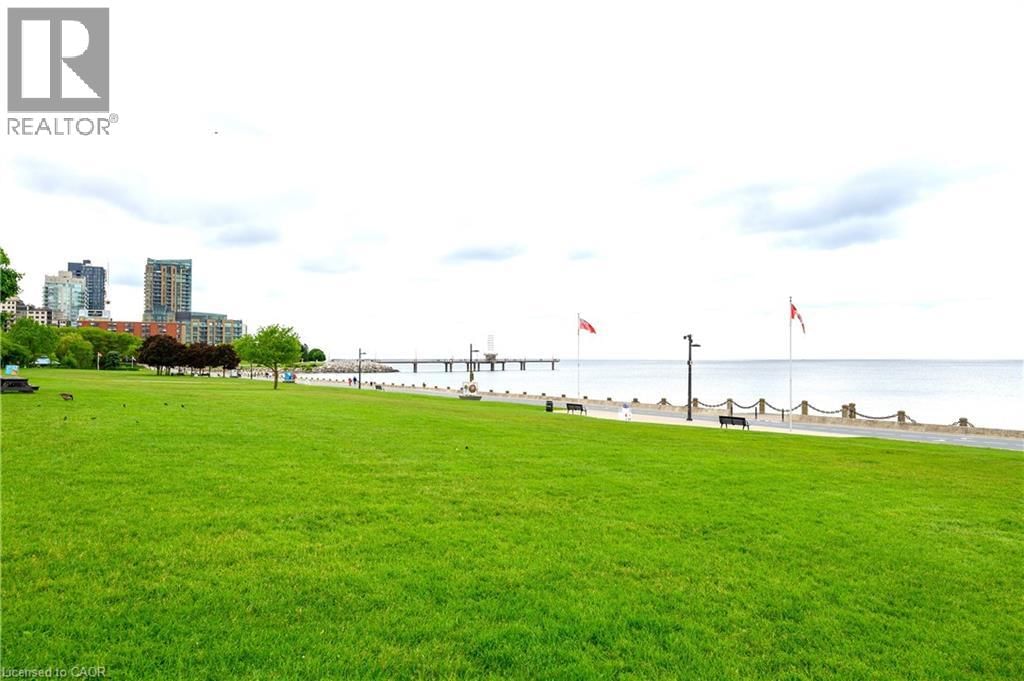 24 - 1347 LAKESHORE ROAD Image 6