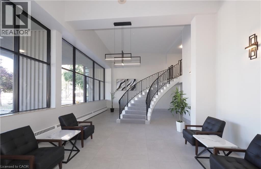 507 - 24 MIDLAND DRIVE Image 10