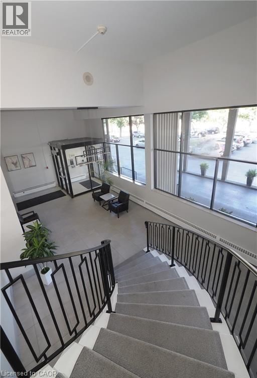 507 - 24 MIDLAND DRIVE Image 11