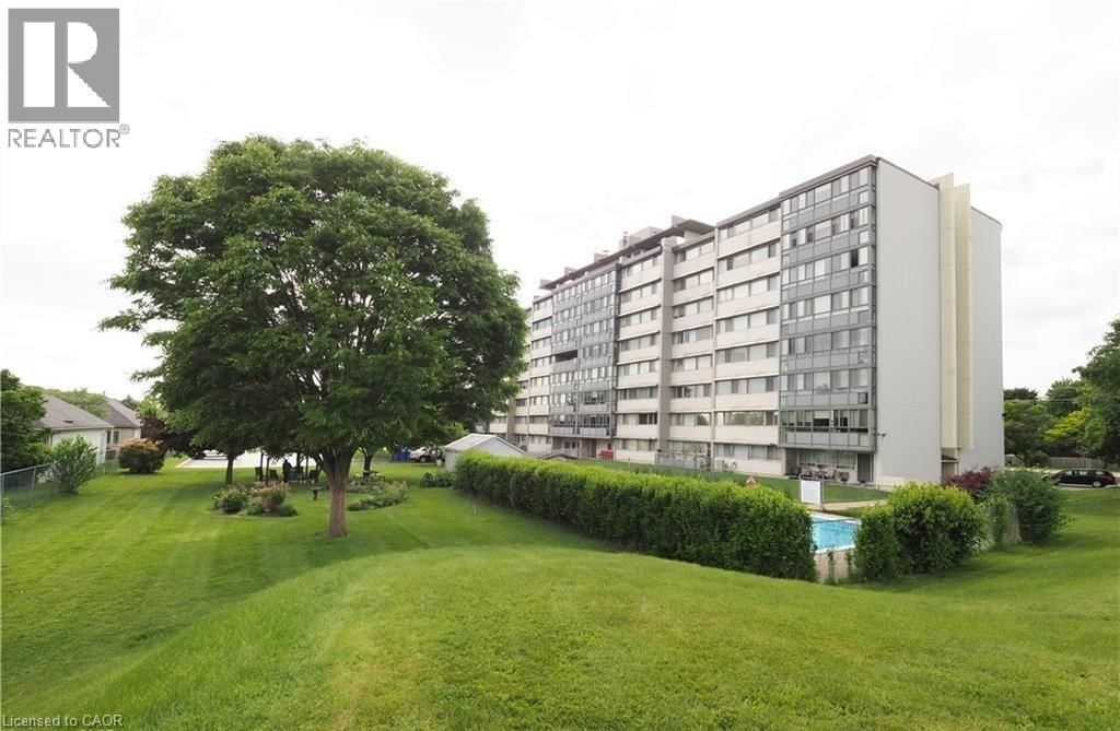 507 - 24 MIDLAND DRIVE Image 3