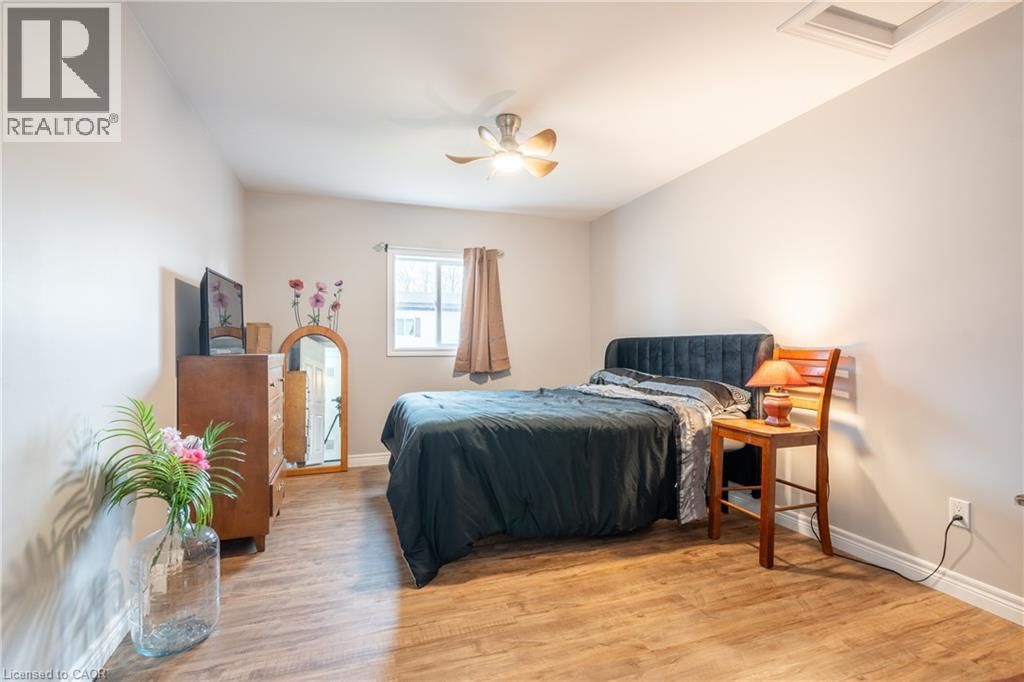 4588 MARTHA LANE Image 14