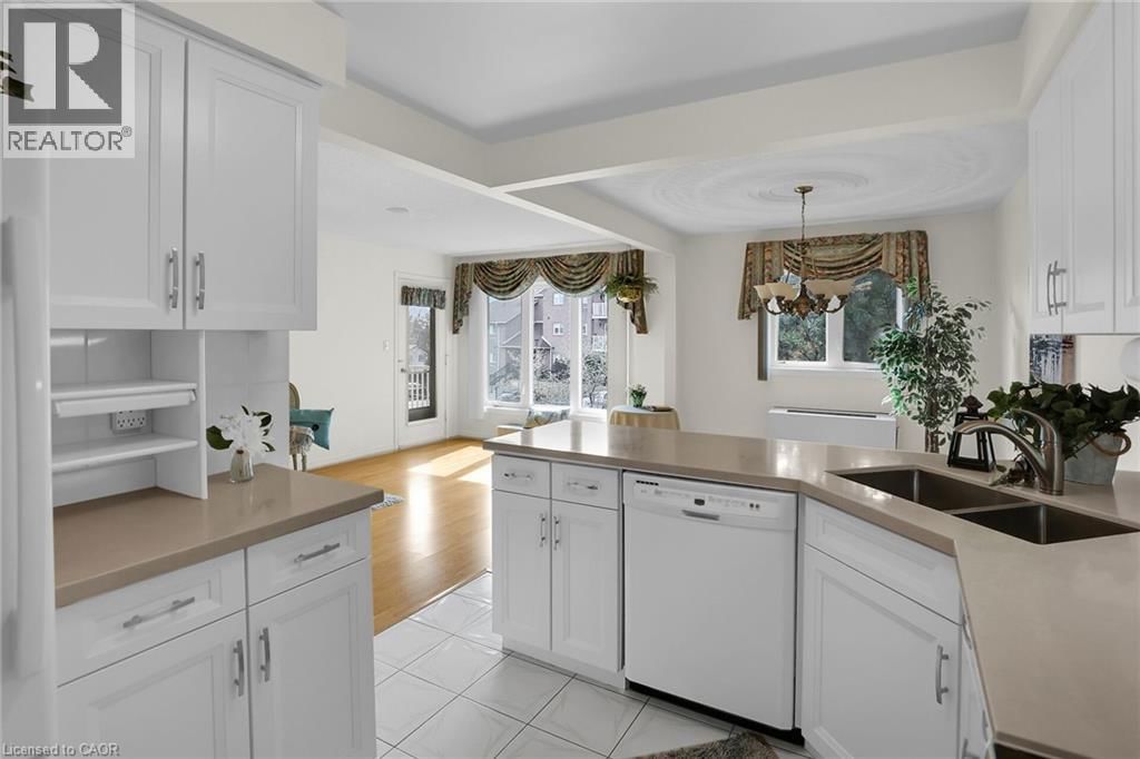 16 - 3050 PINEMEADOW DRIVE Image 12