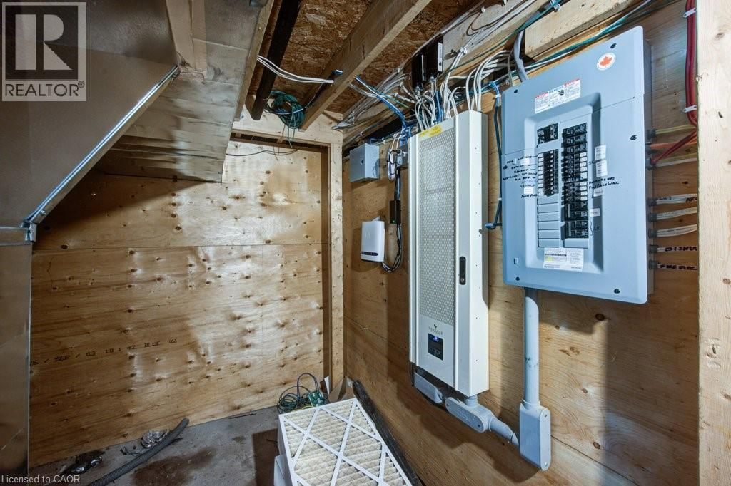 83 OXFORD STREET Image 35