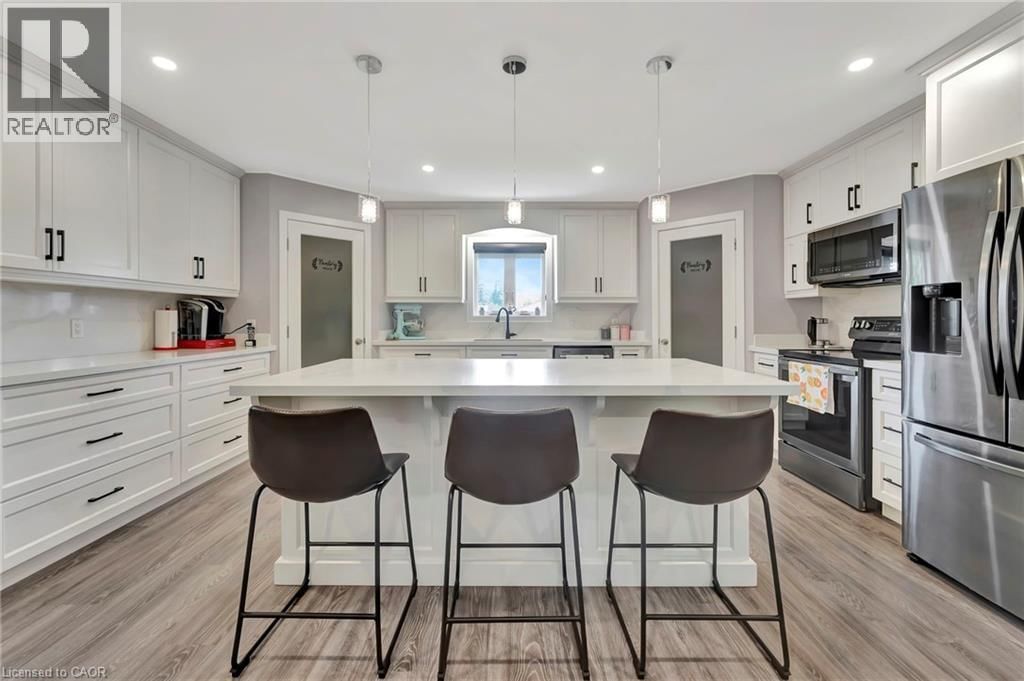 12 ALBERT STREET Image 11