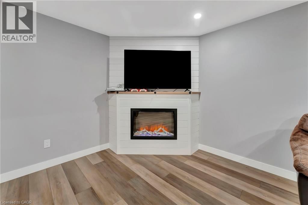 12 ALBERT STREET Image 25