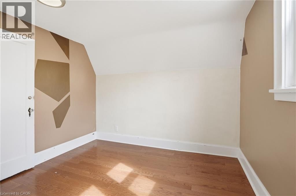 41 PARADISE ROAD SOUTH Image 21