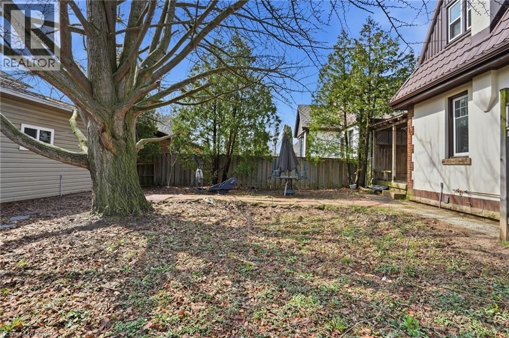 41 PARADISE ROAD SOUTH Image 29