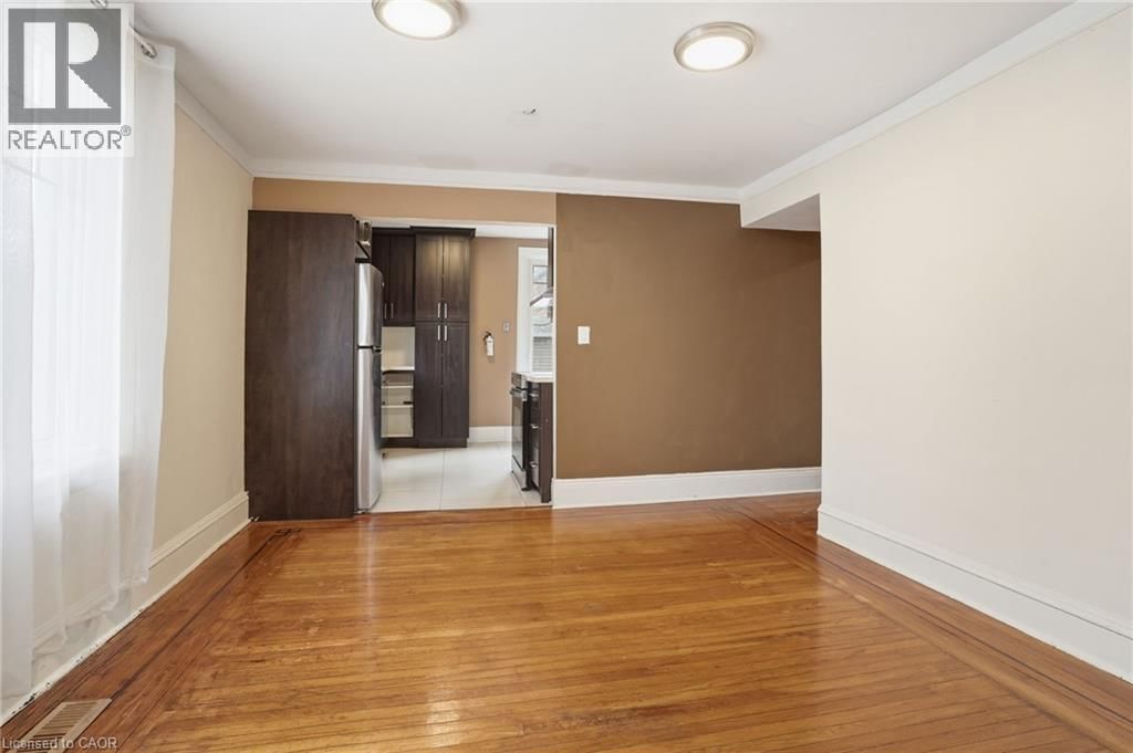 41 PARADISE ROAD SOUTH Image 6