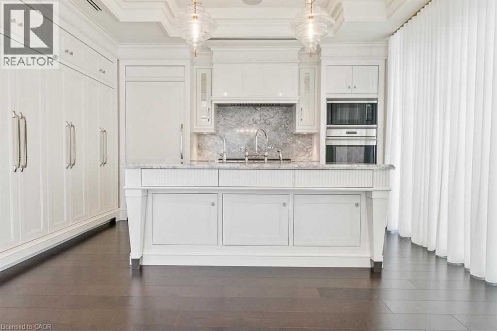 212 - 300 RANDALL STREET Image 24