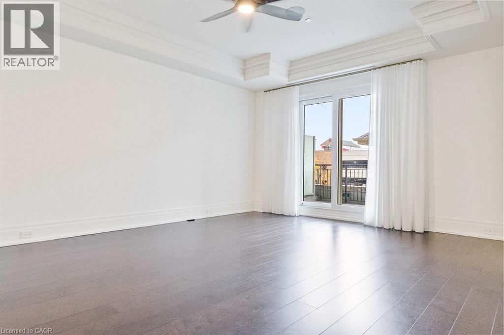 212 - 300 RANDALL STREET Image 33