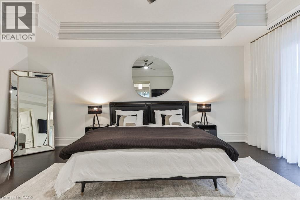 212 - 300 RANDALL STREET Image 34