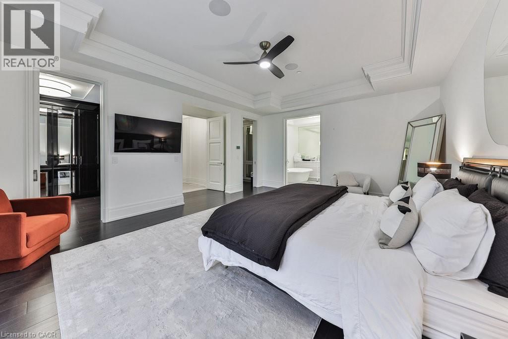 212 - 300 RANDALL STREET Image 35