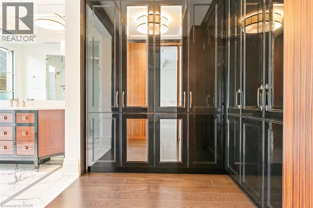 212 - 300 RANDALL STREET Image 36