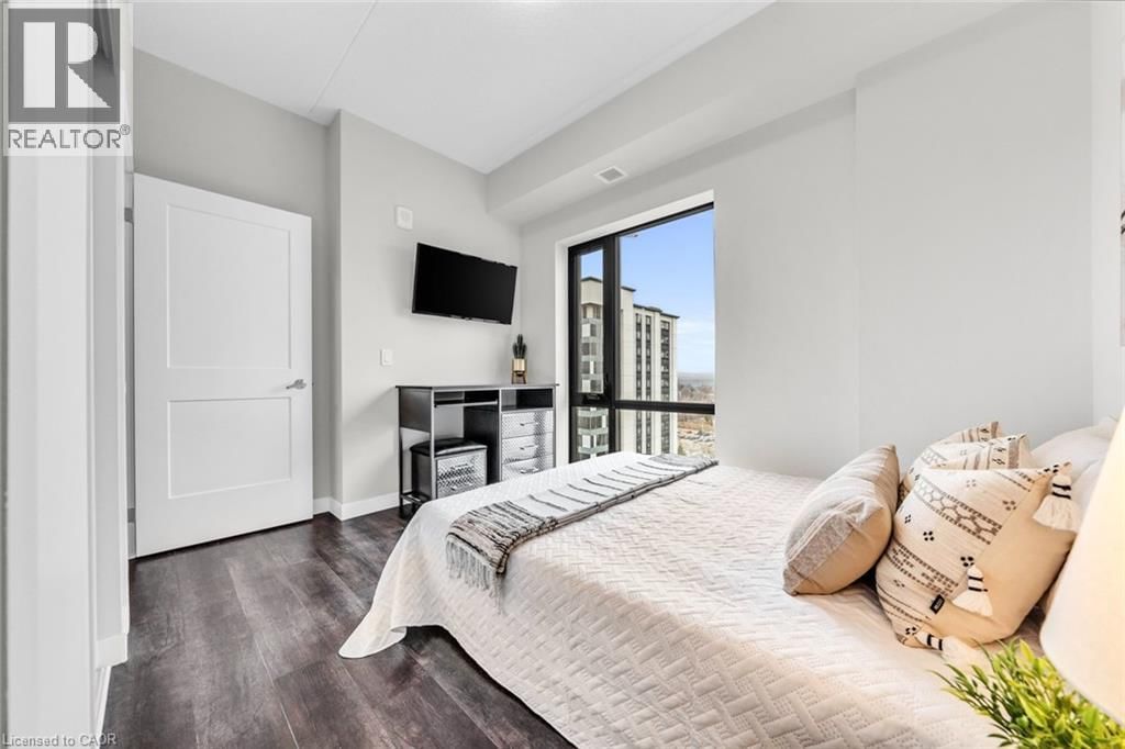 807 - 15 QUEEN STREET SOUTH Image 31